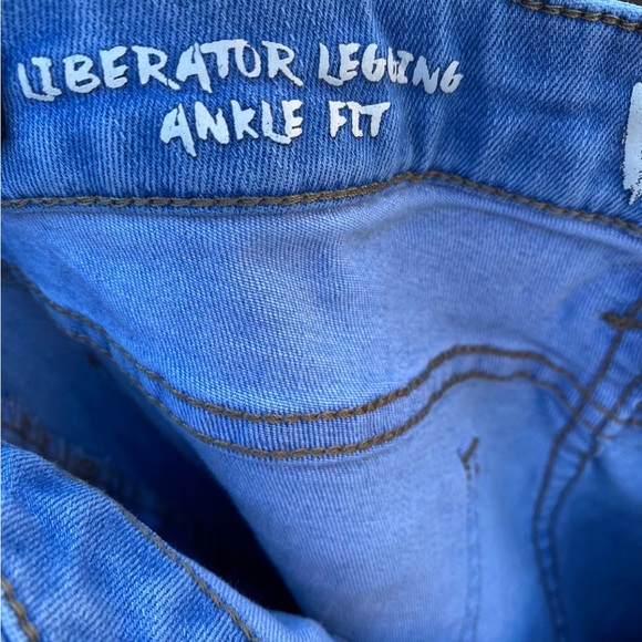 Ankle fit womens jeans - Picture 4 of 6